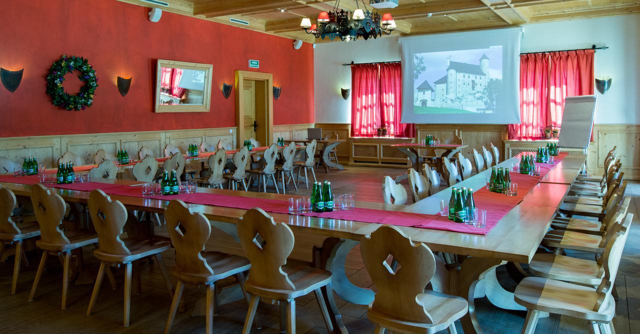 Niegowa Hotel Zamek Bobolice מראה חיצוני תמונה